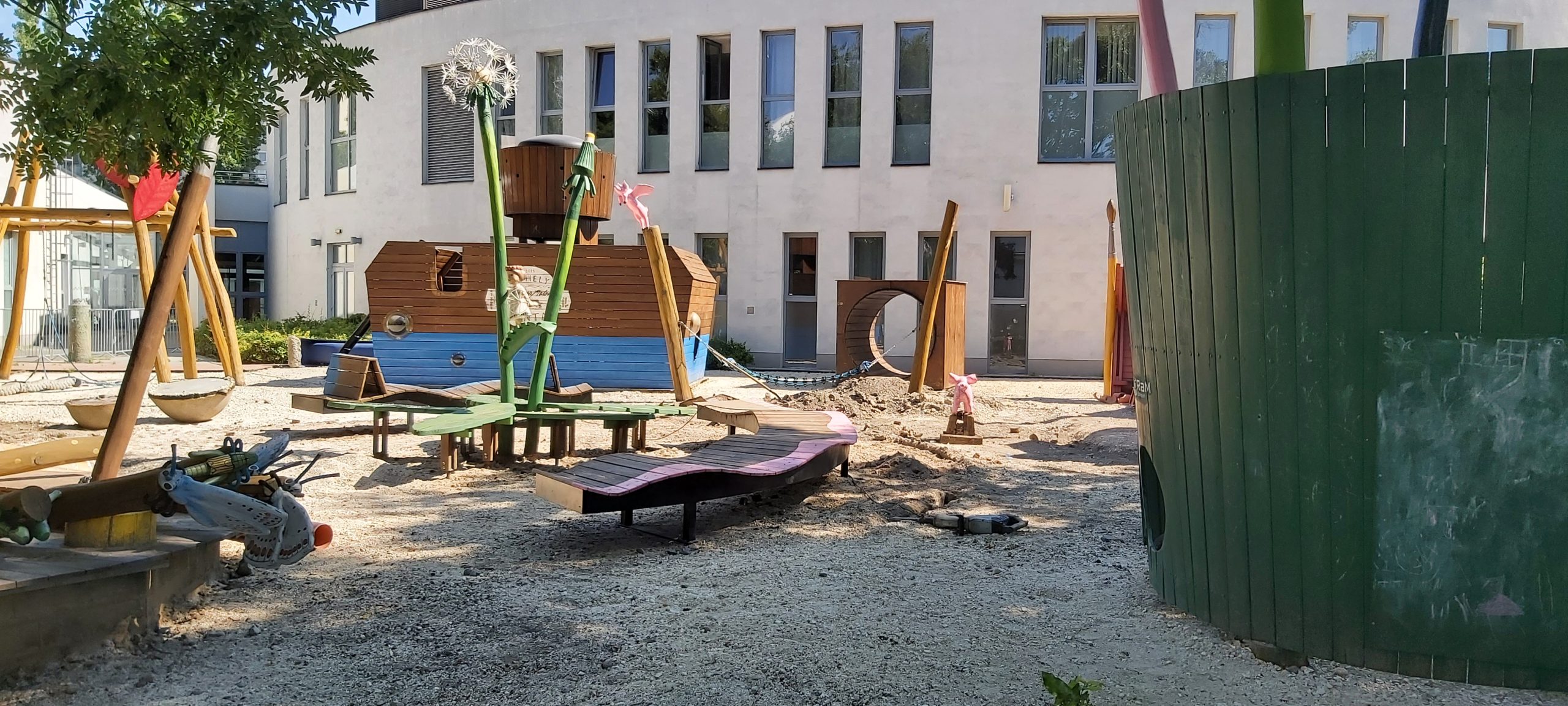 Bóbita Irodalmi Játszótér Bóbita Irodalmi Játszótér