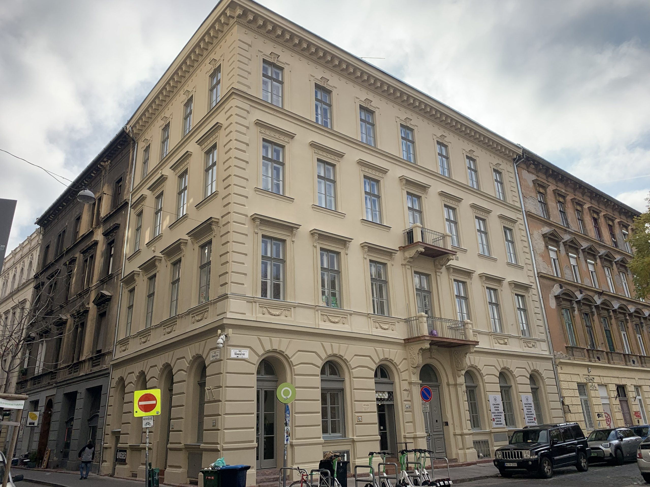Klauzál tér 7.
